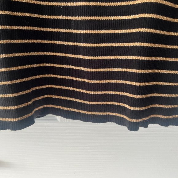 Lauren by Ralph Lauren Women's Black with Gold Stripes Sweater! - Picture 6 of 12